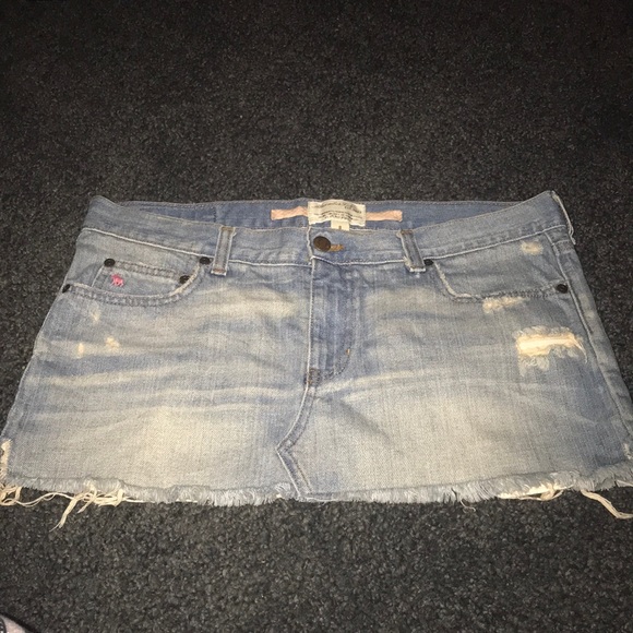 Abercrombie & Fitch Dresses & Skirts - Abercrombie & Fitch Jean Skirt Size 8